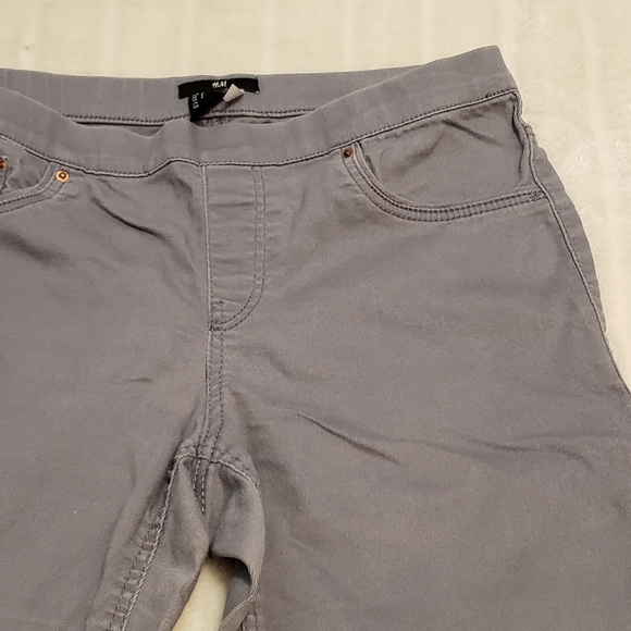 BOGO Free🦋 H&M Grayish Blue Pull-On Jeggings - Picture 5 of 16